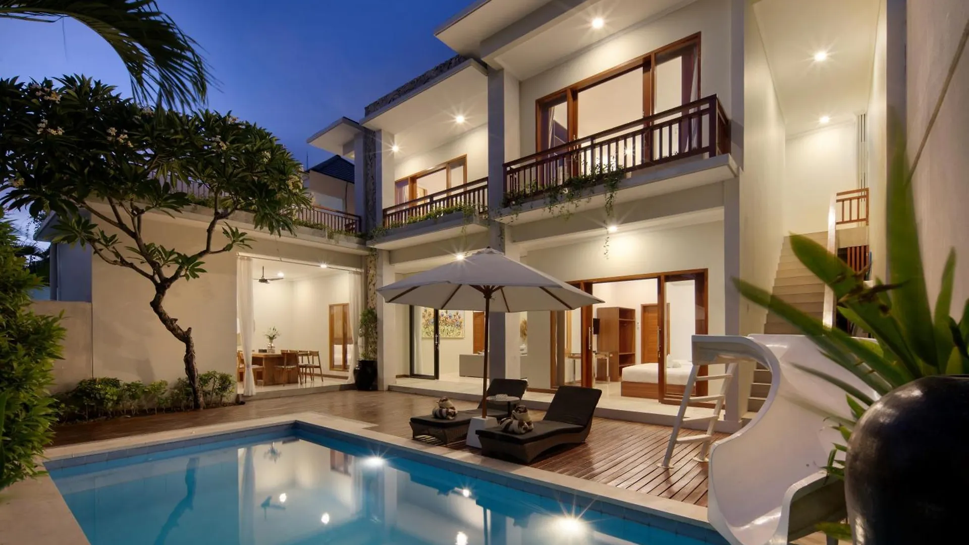 Daha Mansions Seminyak Villa