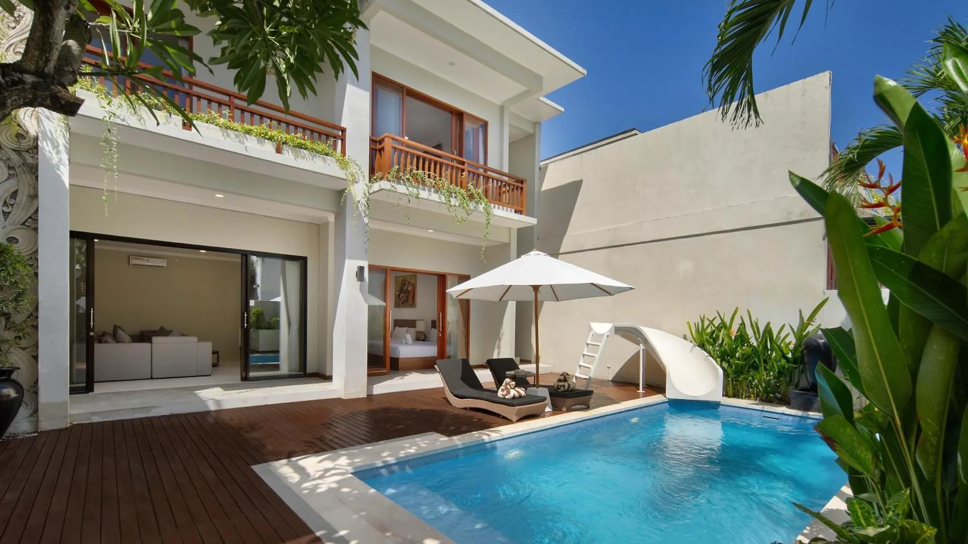 Daha Mansions Seminyak Villa